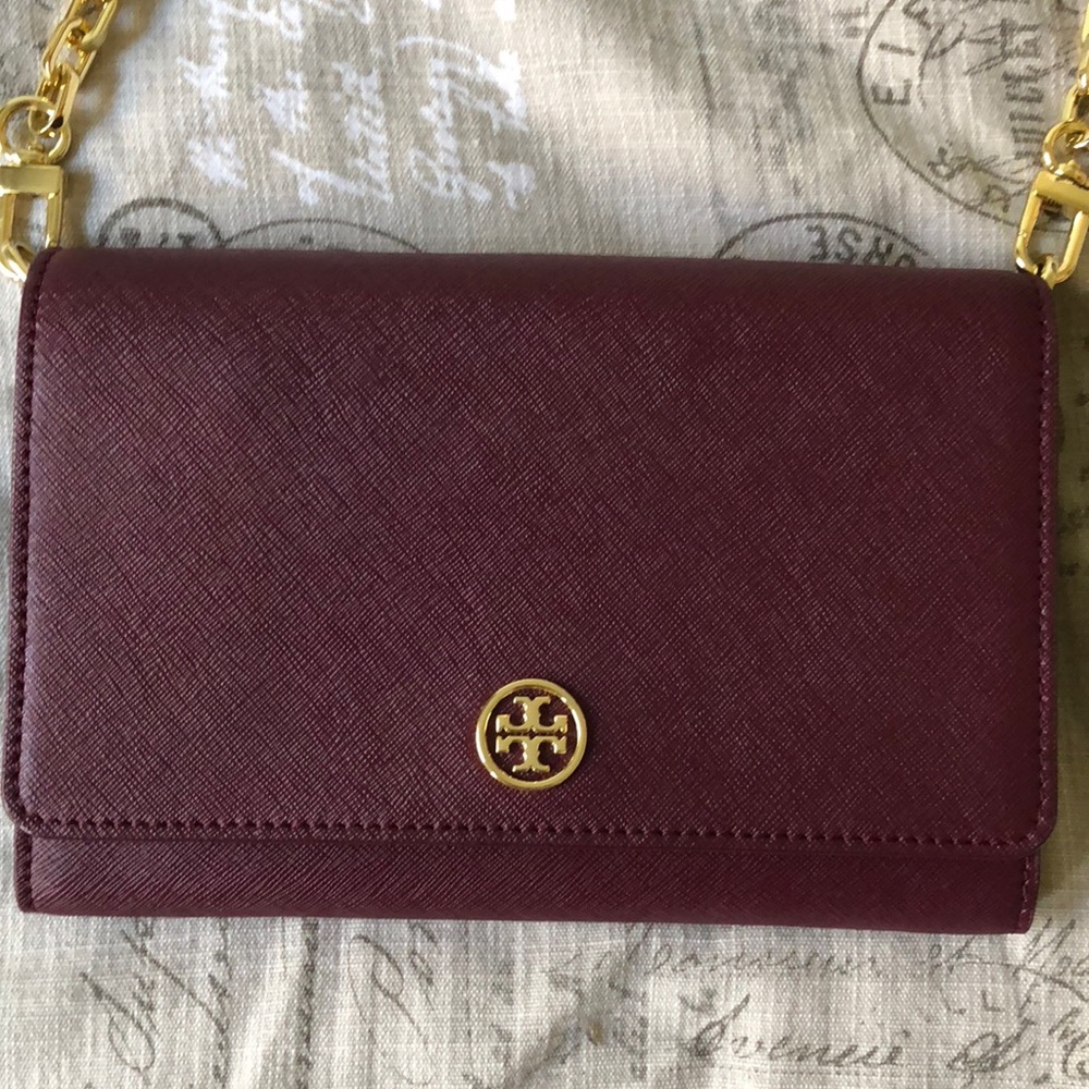 Tory Burch crossbody with gold chain